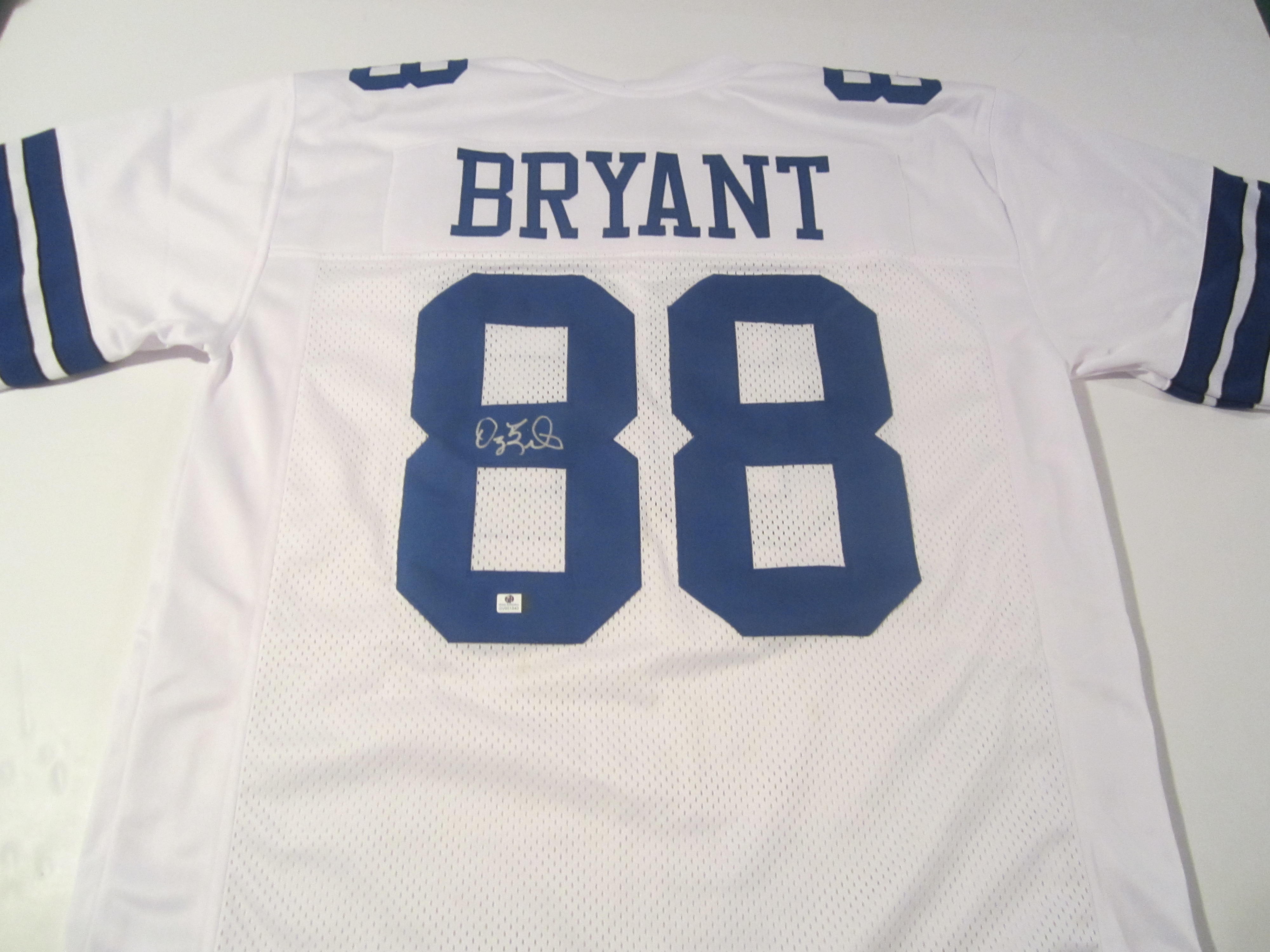 Dez Bryant Signed Jersey (CAS Hologram)